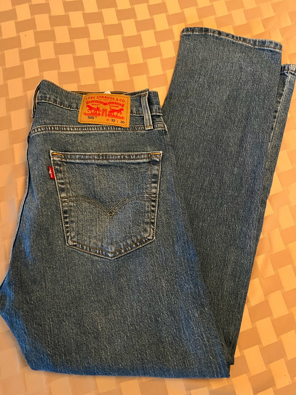 Men’s Levi’s 505 Dark Blue Denim Jeans 32 x 30